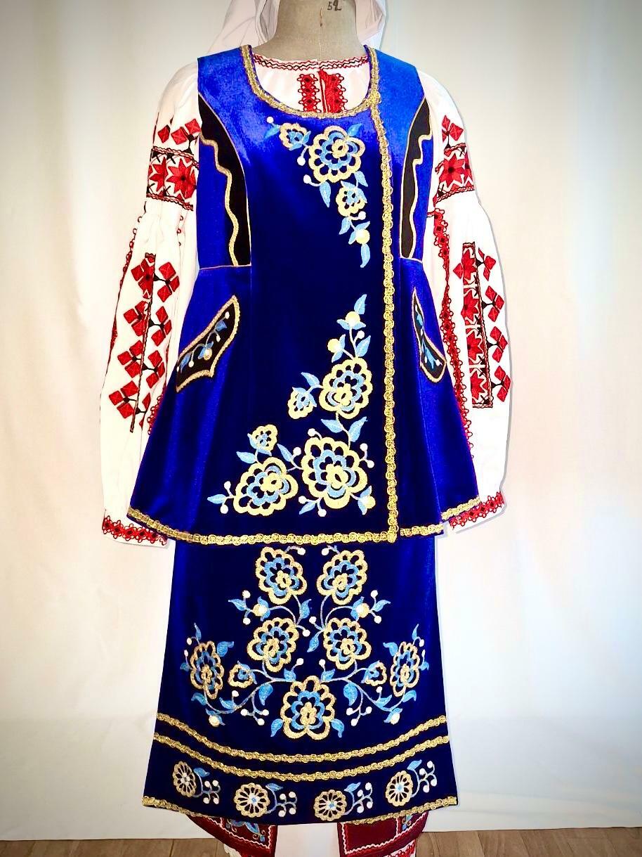 UKR Women Costume 32