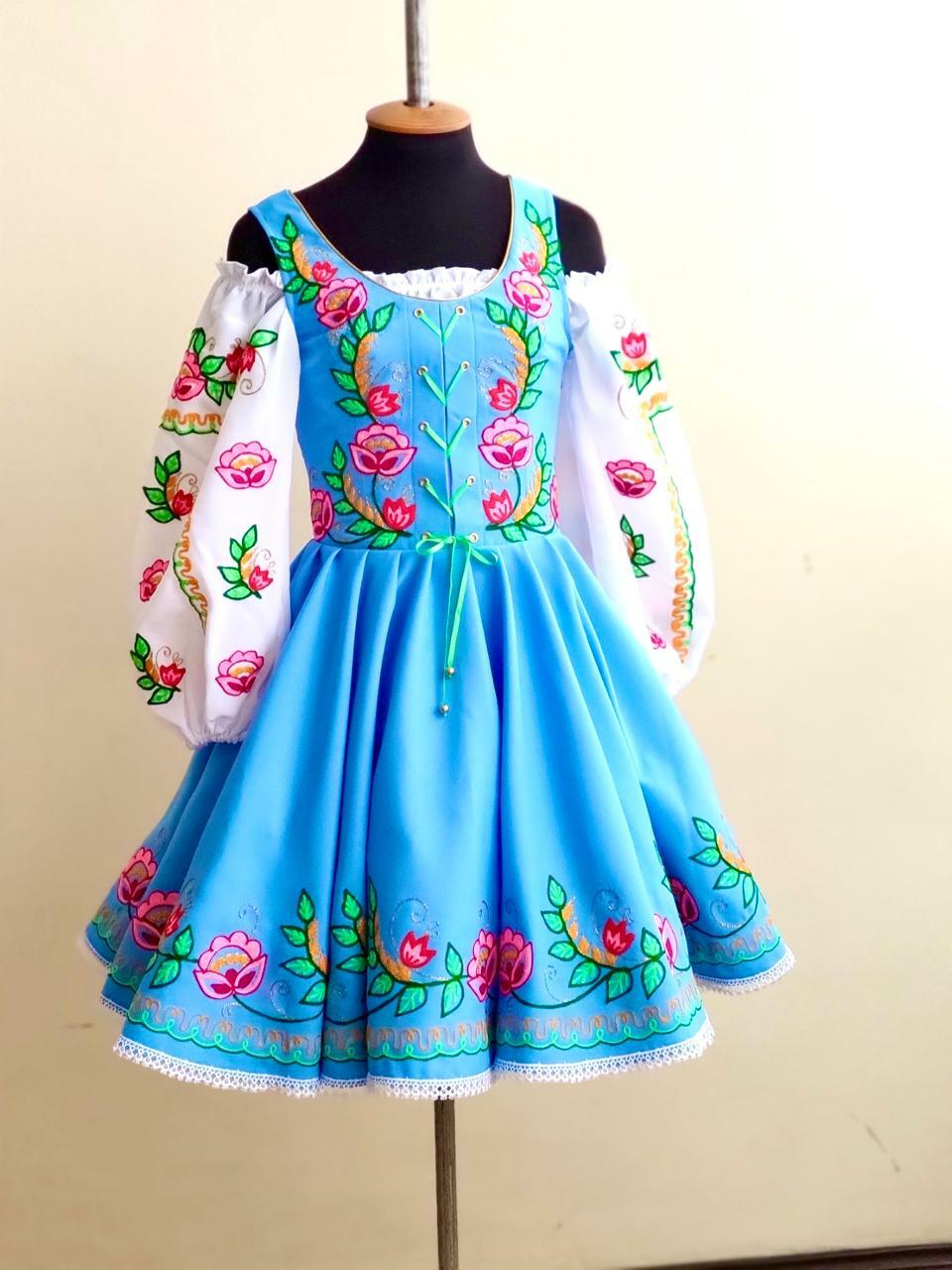 UKR Women Costume 07