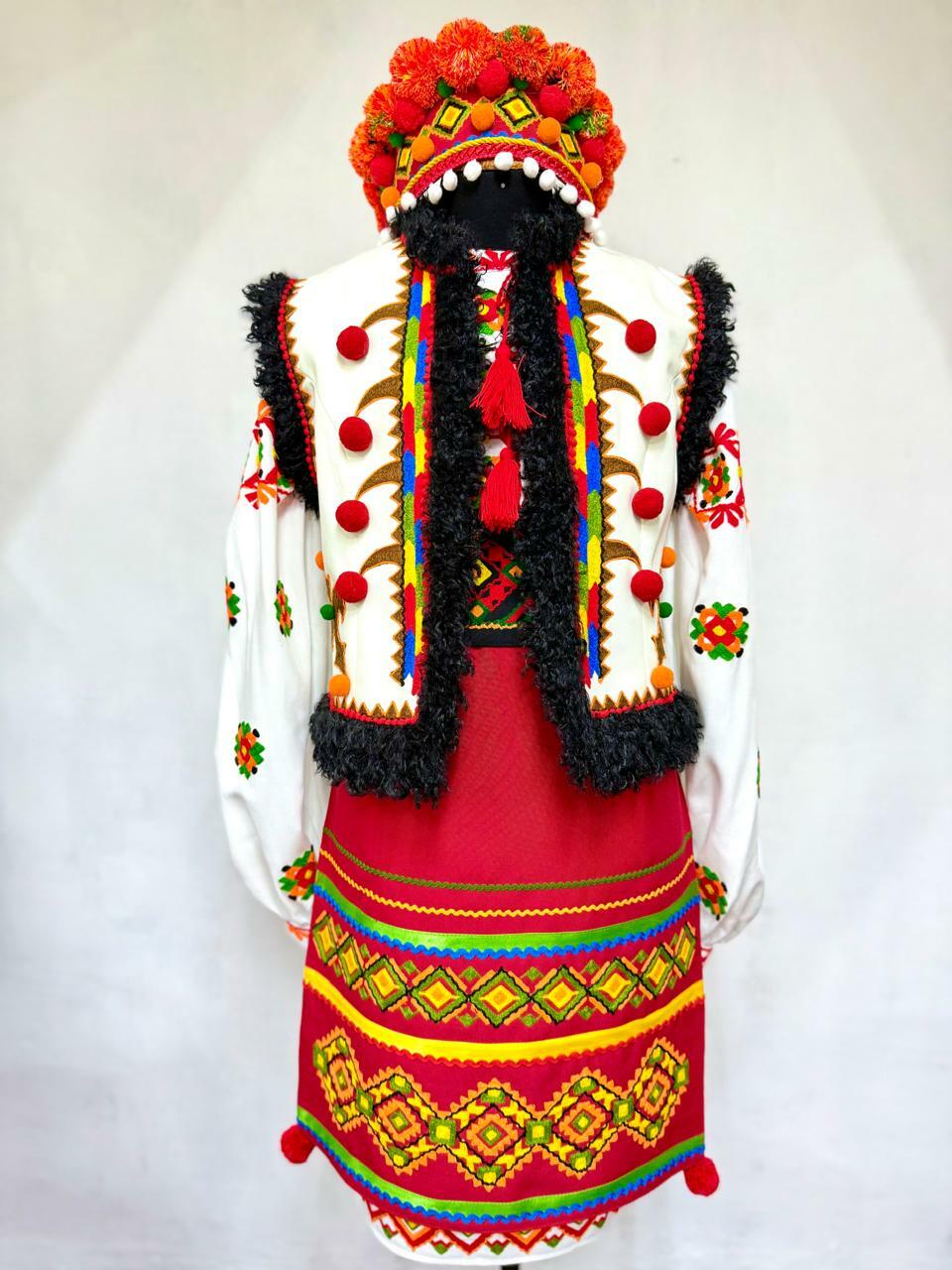 UKR Women Costume 06