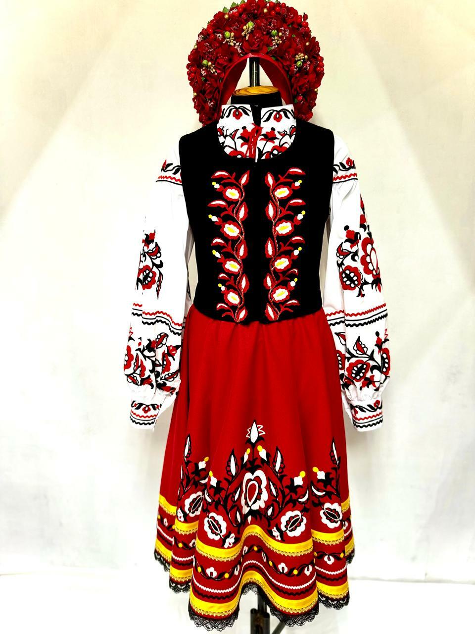 UKR Women Costume 30