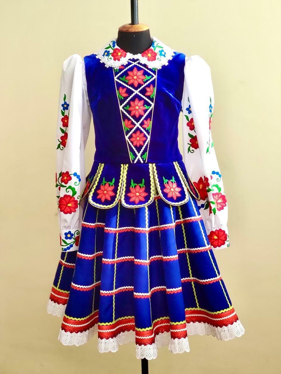UKR Women Costume 15